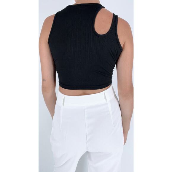 Women's Black Solid Cut Out Shoulder Ribbed Knit Tank Top Size Small - Picture 2 of 3